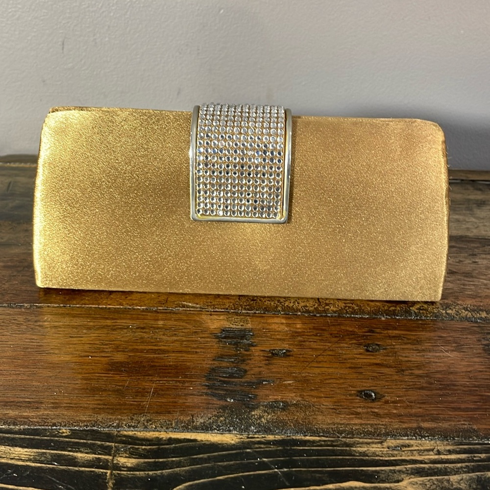 Gold clutch satin purse with rhinestones silver chain very simple styling classy